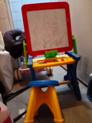 Pupitre magnético 3 en 1 para niños