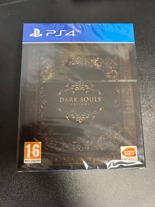 Dark Souls Trilogy PS4