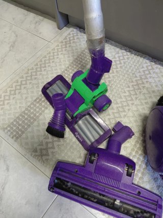 Aspiradora Dyson DC05 Morada