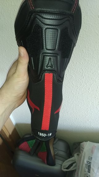 Botas Atomic Talla 37 Nuevas