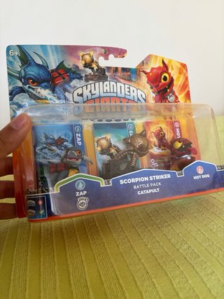 Pack Skylanders Giants Zap Scorpion Striker Hot Do