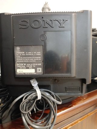 Televisión Sony Trinitron KV-M1420E Retro Gaming