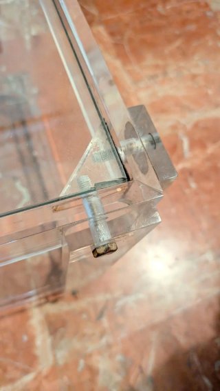 Mesa auxiliar cristal acrílico