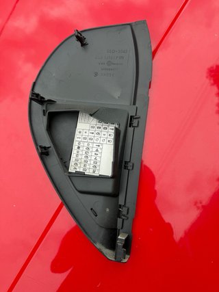 Tapa fusibles Golf IV