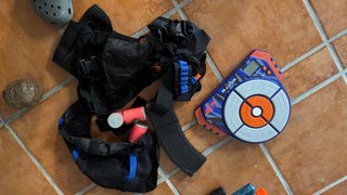 Diana Nerf con cinturones, el cargador no esta