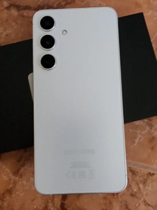 Samsung Galaxy S24 256GB Plata