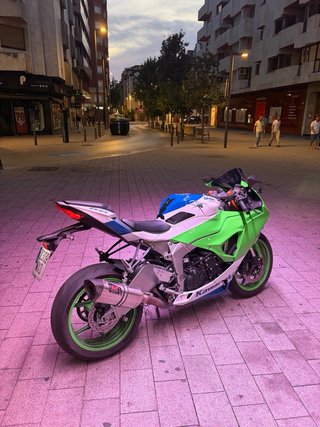 Kawasaki ZX6R 2024 Edición 40 Aniversario