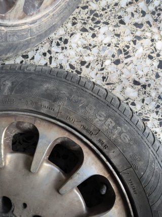 2 Llantas Mercedes Benz 225/55R16 E220. Dunlop