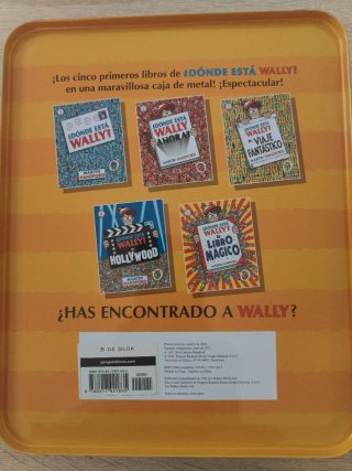 Conjunto de juguetes , muñecas y puzzles