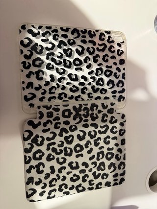 Funda iPad 10ª Gen Leopardo