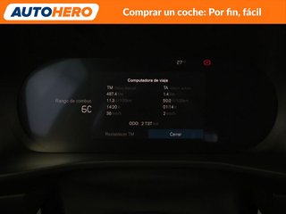 Volvo XC40 2.0 B3 Mild-Hybrid Plus Dark 2WD