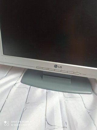 Monitor LG Flatron L1715S