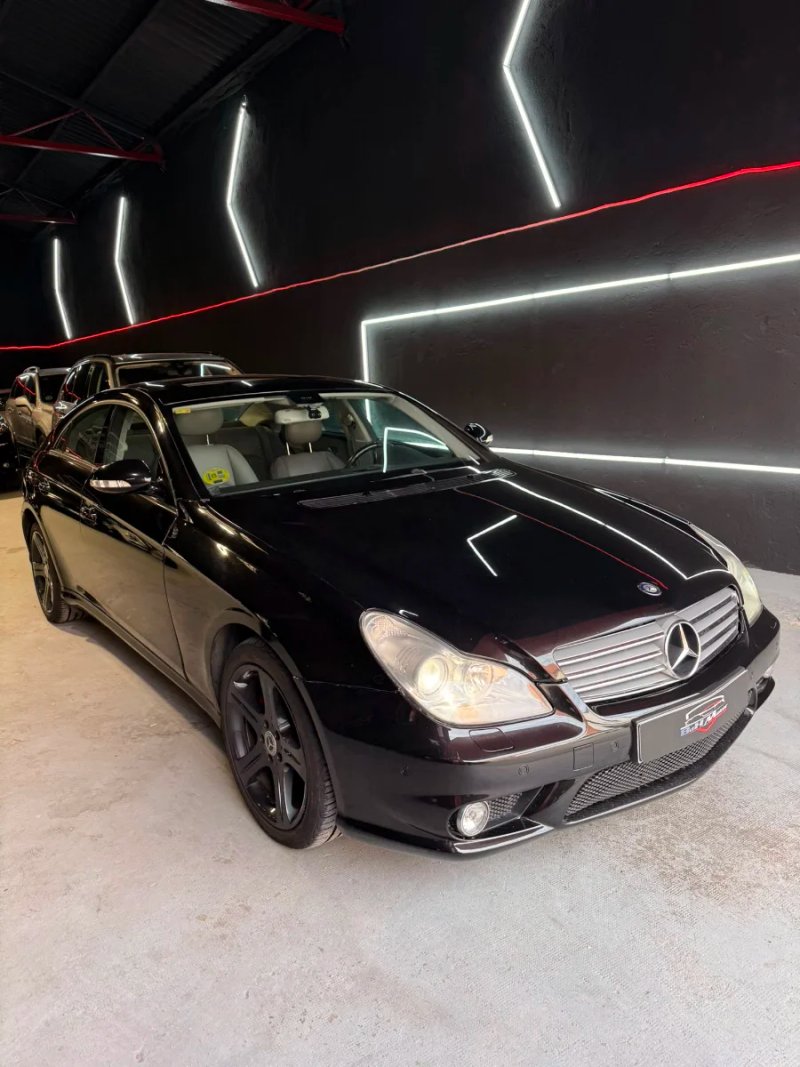 Mercedes-Benz Clase CLS 2004 - foto 1