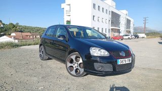 Volkswagen Golf Negro