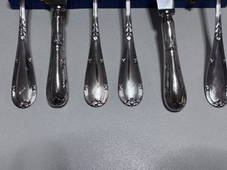 Juego cubiertos bañados en plata