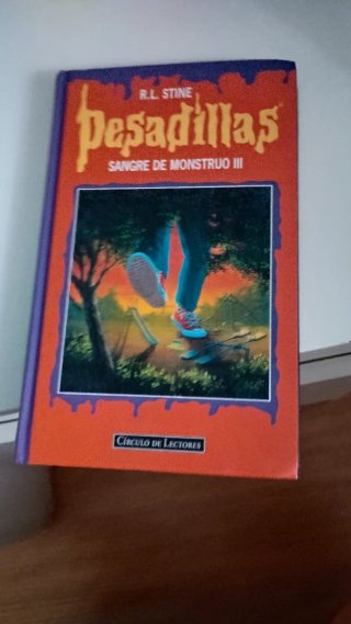 Libro pesadillas sangre de monstruo III