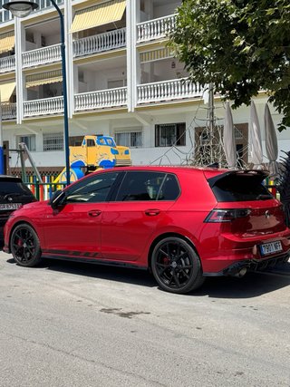 Volkswagen Golf 2025