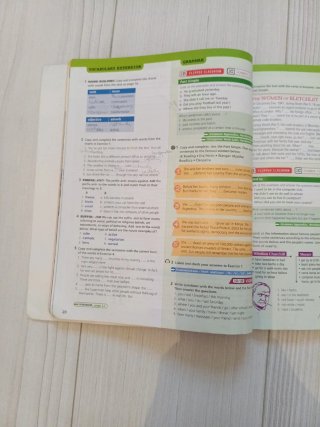 B. International English A2+ (Plus) Sb (2021)
