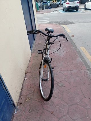 Bicicleta de paseo blanca 26"