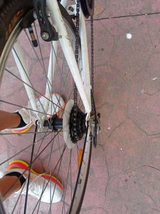 Bicicleta de paseo blanca 26"