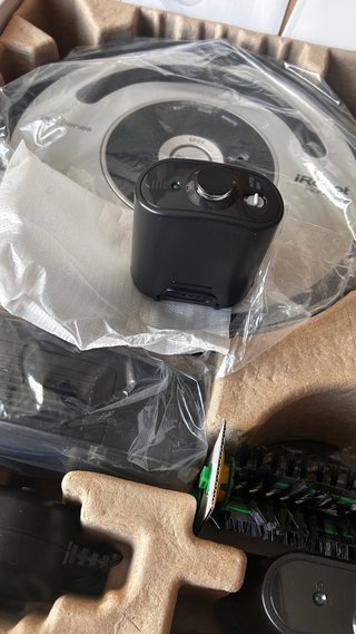 iRobot Roomba 563 Pet Series