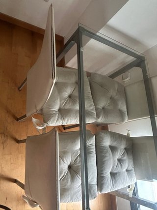 Mesa de comedor cristal y 4 sillas