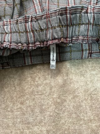 Pantalón cuadros lazo y botones