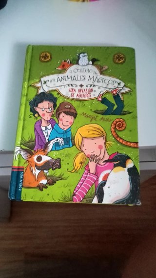 Libro el colegio de los animales mágicos invasión