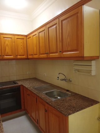 Muebles de cocina + mesa + rinconera