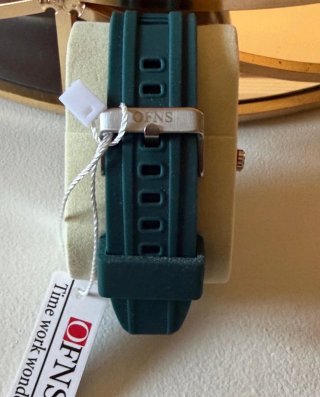 Reloj OFNS Cronógrafo Acero y Caucho Verde