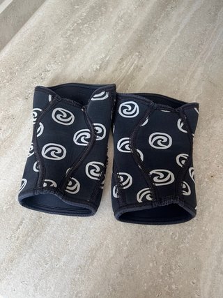 Rodilleras Rehband con diseño