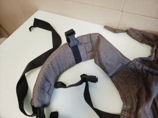 Mochila de porteo Fidella Fusion Toddler