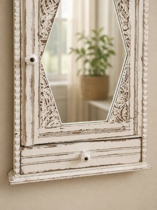 Armario vintage pared espejo