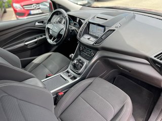 Ford Kuga / 2.0 TDCi / 2017