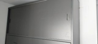 Cama abatible gris metálica