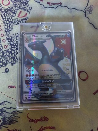 Carta Pokémon Charizard GX