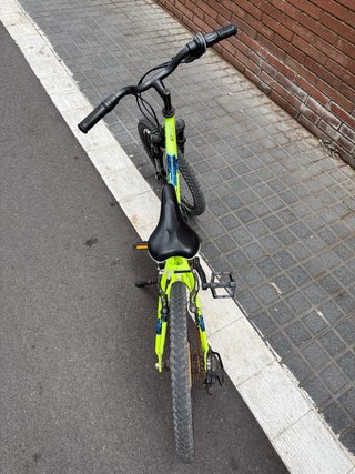 Bicicleta Decathlon ST500 Amarilla 20’’