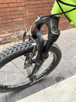 Bicicleta Decathlon ST500 Amarilla 20’’