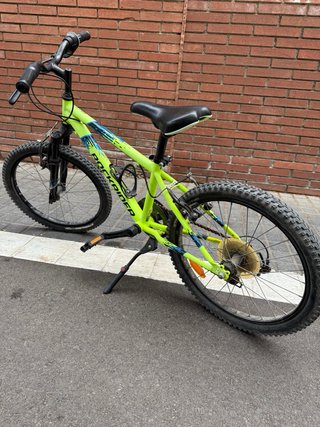 Bicicleta Decathlon ST500 Amarilla 20’’