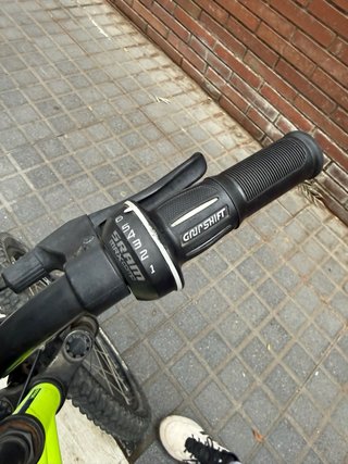 Bicicleta Decathlon ST500 Amarilla 20’’
