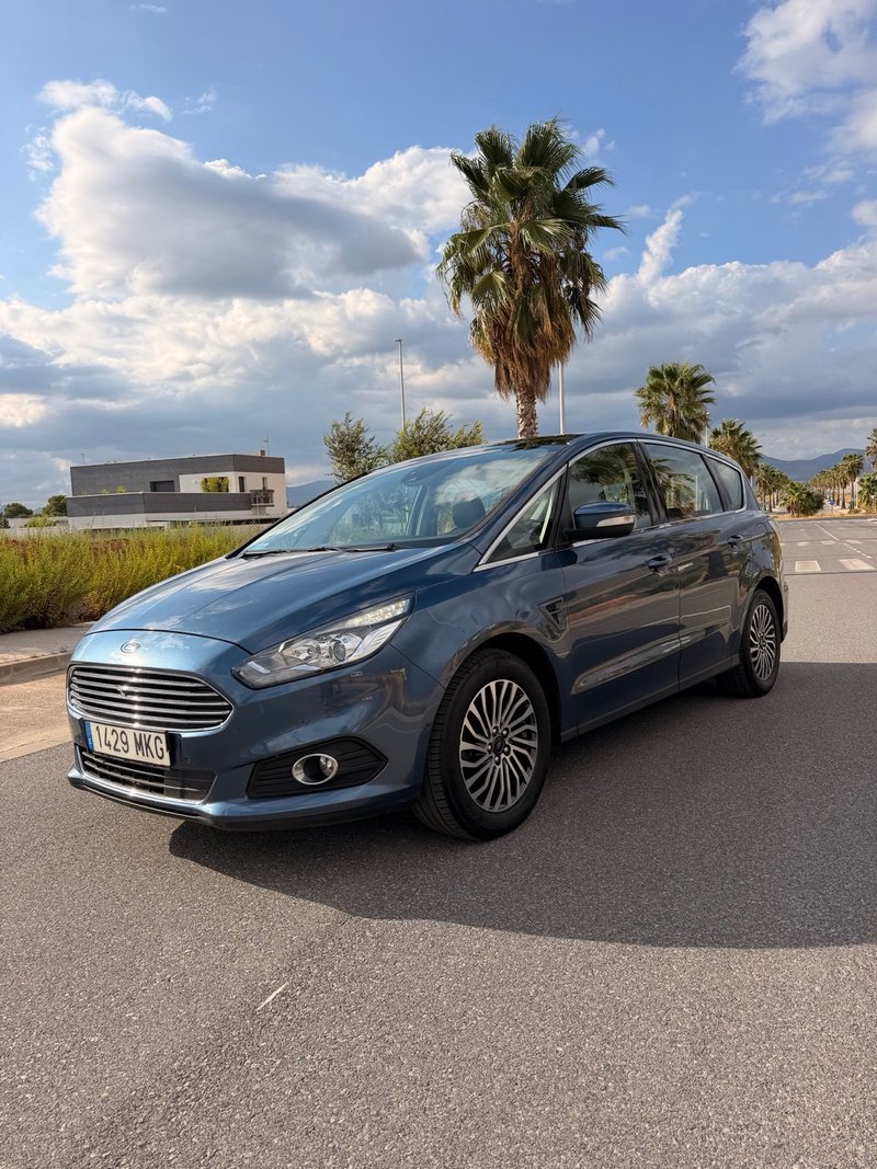 Ford S-MAX 2019 - foto 1