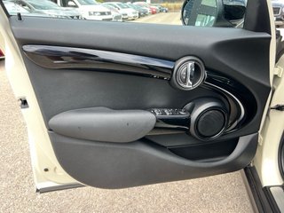 MINI Cooper / 2021 / Automatico