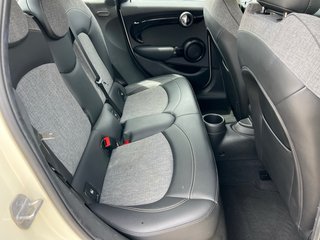MINI Cooper / 2021 / Automatico