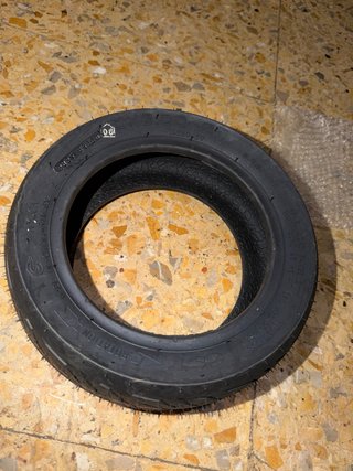 Neumático CST 10x3 para patinete eléctrico