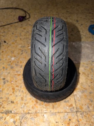 Neumático CST 10x3 para patinete eléctrico