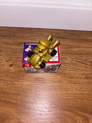 Figura dorada Mario Kart Deluxe