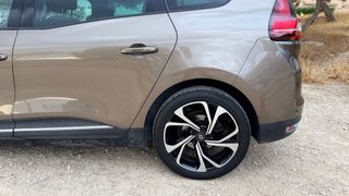 Renault Grand Scénic Edition One BOSE 130 CV 7 pl