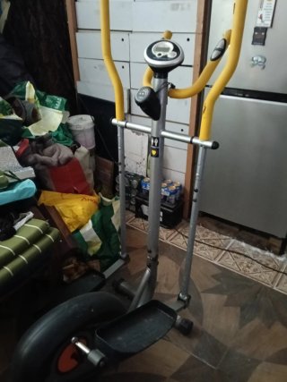 Máquina Elíptica Discover Fitness