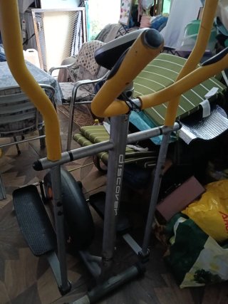 Máquina Elíptica Discover Fitness