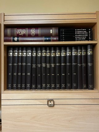 Enciclopedia Larousse P45
